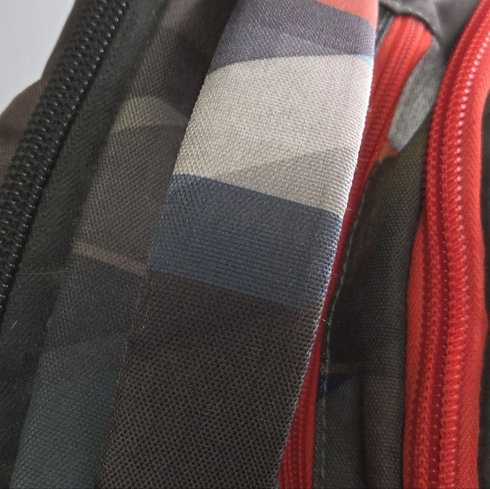 OGIO Urban Large 17” Laptop Backpack Black Spectrometric Multicolor Pattern